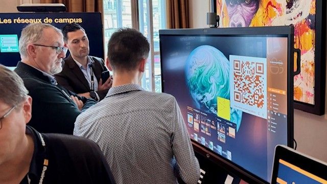Compositeur Digital sur grand écran tactile - Orange showroom